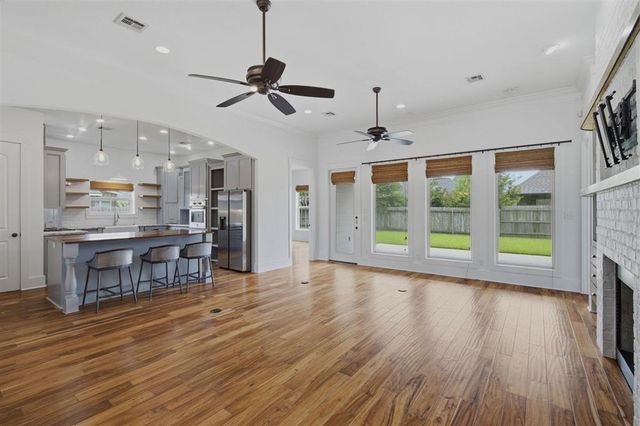 1035 N Worthington Drive, Lake Charles, LA 70605