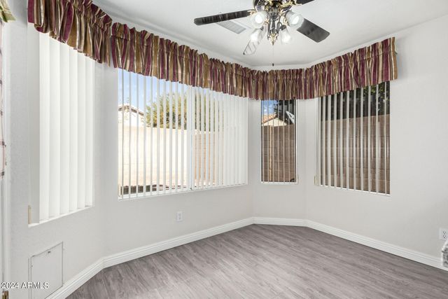 10848 W VENTANA Drive E, Sun City, AZ 85373