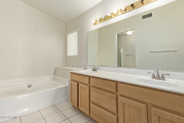 10848 W VENTANA Drive E, Sun City, AZ 85373