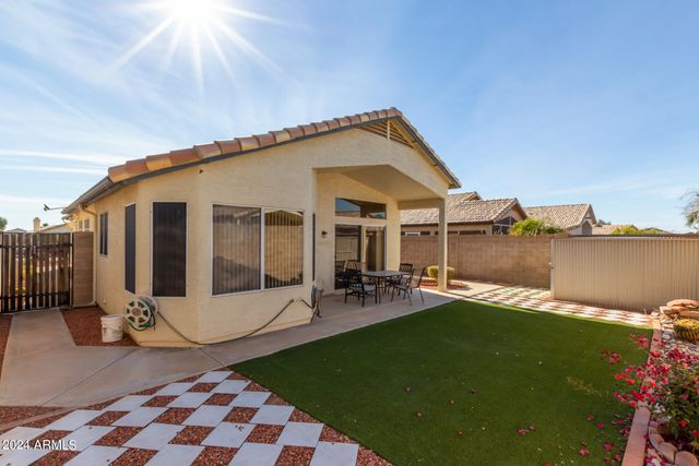 10848 W VENTANA Drive E, Sun City, AZ 85373