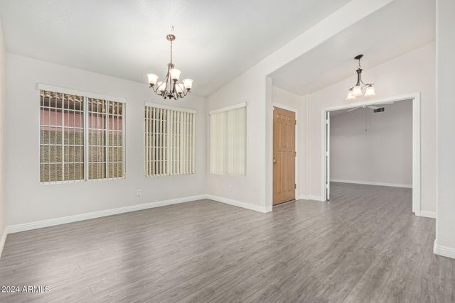 10848 W VENTANA Drive E, Sun City, AZ 85373