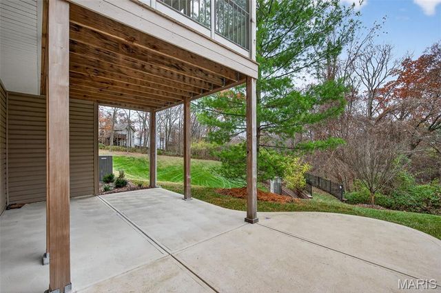 663 Barrow Ridge Court, Ellisville, MO 63038