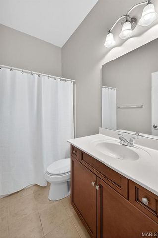 663 Barrow Ridge Court, Ellisville, MO 63038