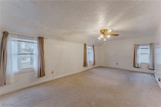 19814 Wickfield Avenue, Warrensville Heights, OH 44122