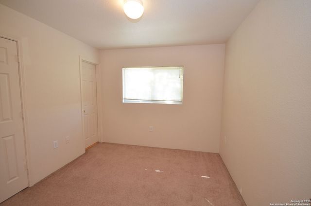 8915 Maverick Draw, San Antonio, TX 78250
