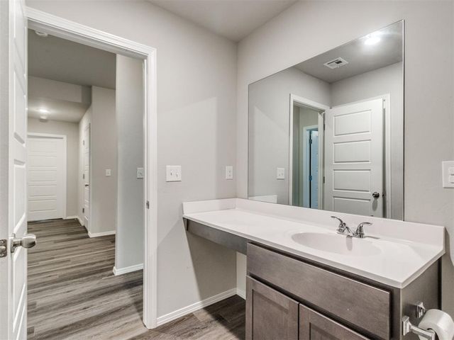 4204 Olivia Street, Mustang, OK 73064