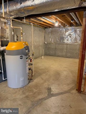 133 VICTORIA DR, Martinsburg, WV 25403