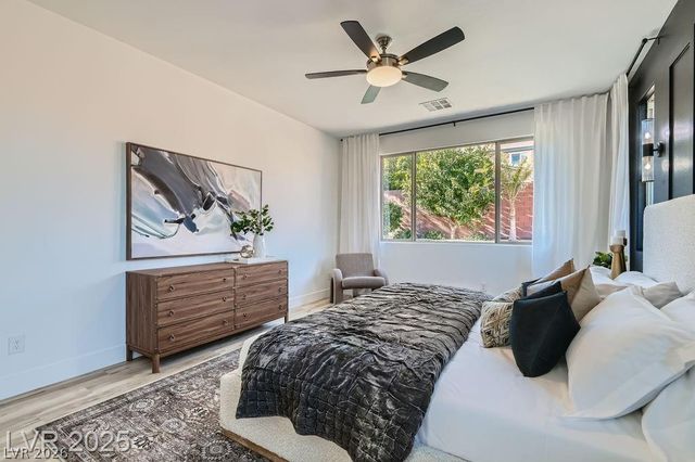 5873 Skyfall Court, Las Vegas, NV 89135