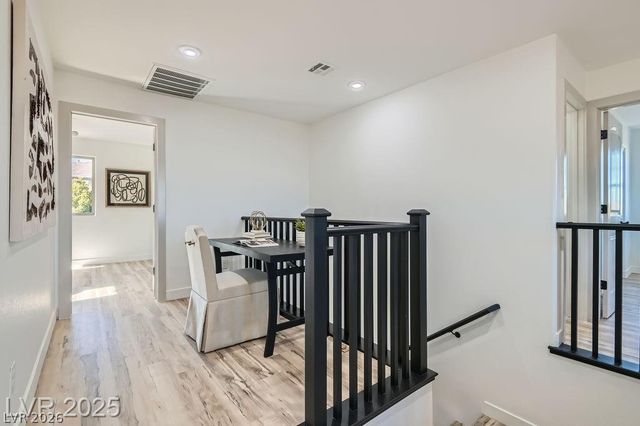 5873 Skyfall Court, Las Vegas, NV 89135