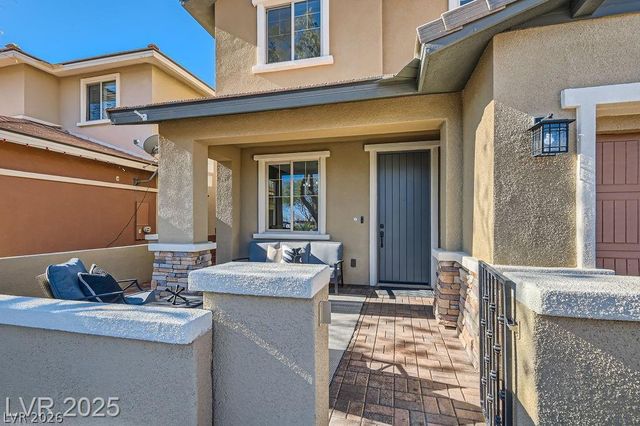 5873 Skyfall Court, Las Vegas, NV 89135