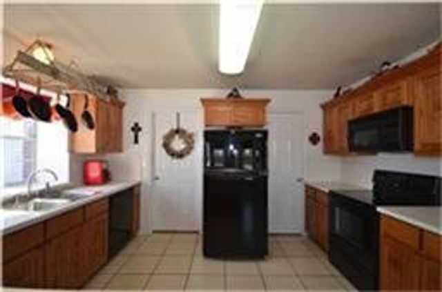 864 County Road 2730, Farmersville, TX 75442