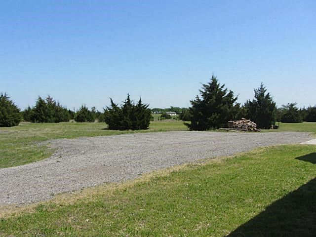 864 County Road 2730, Farmersville, TX 75442