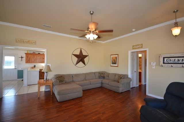 864 County Road 2730, Farmersville, TX 75442