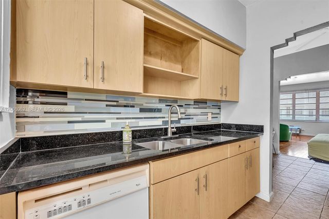 736 12th Street 5, Miami Beach, FL 33139