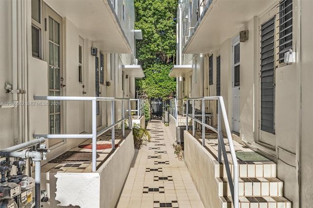 736 12th Street 5, Miami Beach, FL 33139
