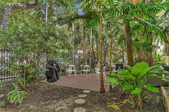 736 12th Street 5, Miami Beach, FL 33139