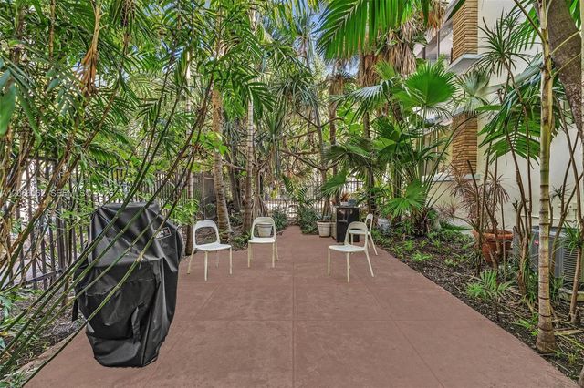 736 12th Street 5, Miami Beach, FL 33139