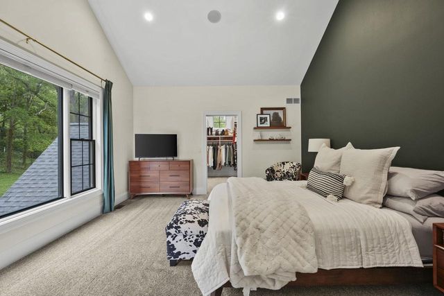 2257 Dyreson Road, Mcfarland, WI 53558