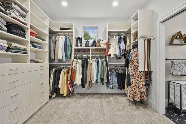 2257 Dyreson Road, Mcfarland, WI 53558