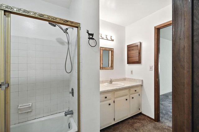 8657 N 73rd STREET, Milwaukee, WI 53223