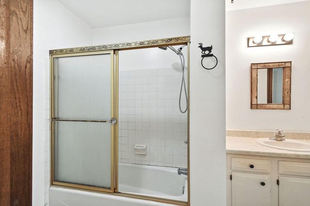 8657 N 73rd STREET, Milwaukee, WI 53223