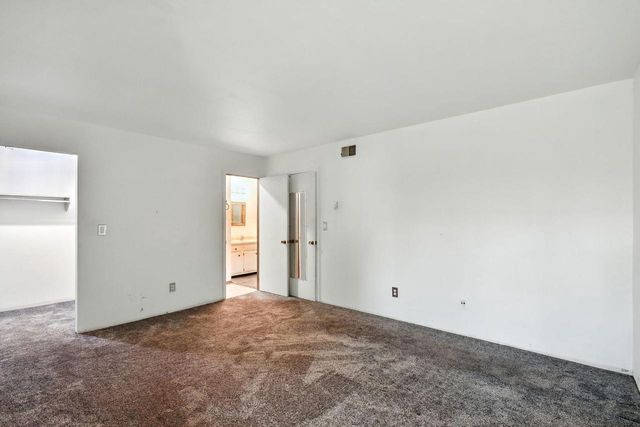 8657 N 73rd STREET, Milwaukee, WI 53223