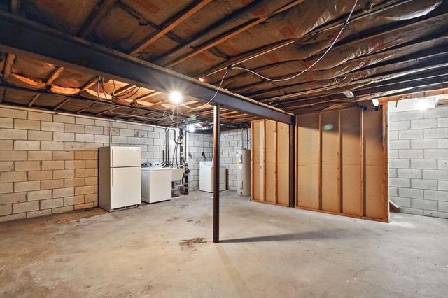 8657 N 73rd STREET, Milwaukee, WI 53223