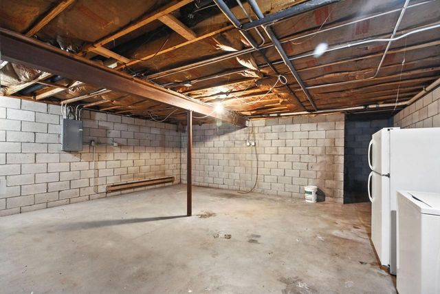 8657 N 73rd STREET, Milwaukee, WI 53223