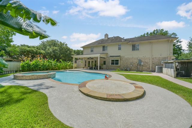 10402 Wagon Trail Road, Houston, TX 77064