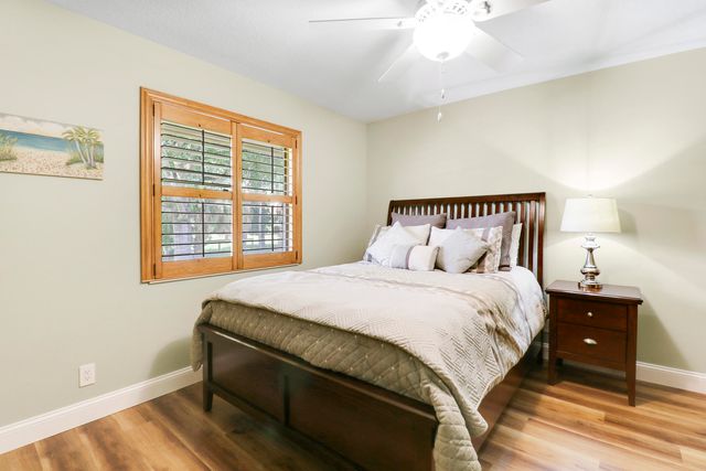 15421 110th Avenue N, Jupiter, FL 33478