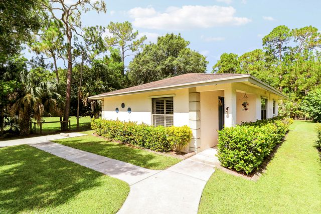 15421 110th Avenue N, Jupiter, FL 33478
