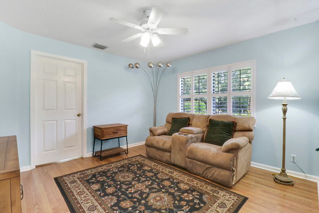 15421 110th Avenue N, Jupiter, FL 33478