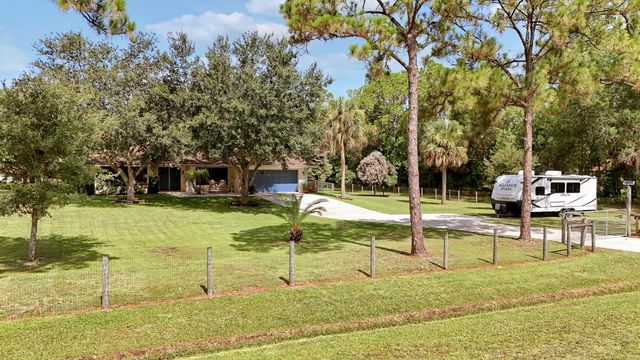 15421 110th Avenue N, Jupiter, FL 33478