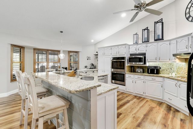 15421 110th Avenue N, Jupiter, FL 33478