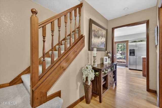 1880 Lexington Drive, Perrysburg, OH 43551