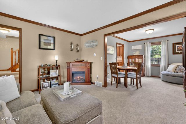 1880 Lexington Drive, Perrysburg, OH 43551