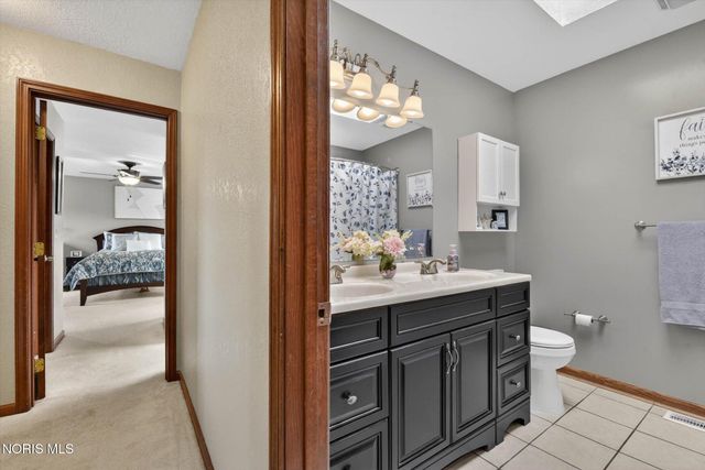1880 Lexington Drive, Perrysburg, OH 43551