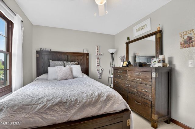 1880 Lexington Drive, Perrysburg, OH 43551