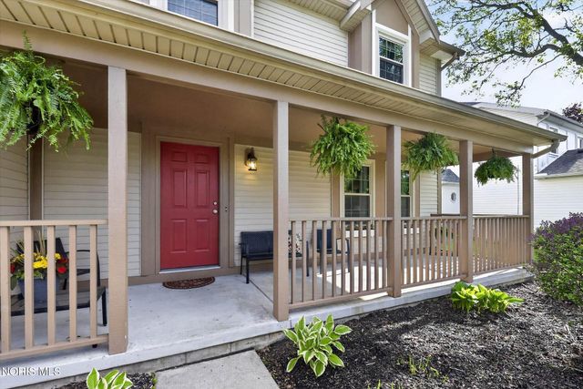 1880 Lexington Drive, Perrysburg, OH 43551