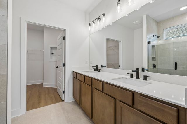 519 Scarlet Oak Road, Lebanon, TN 37090