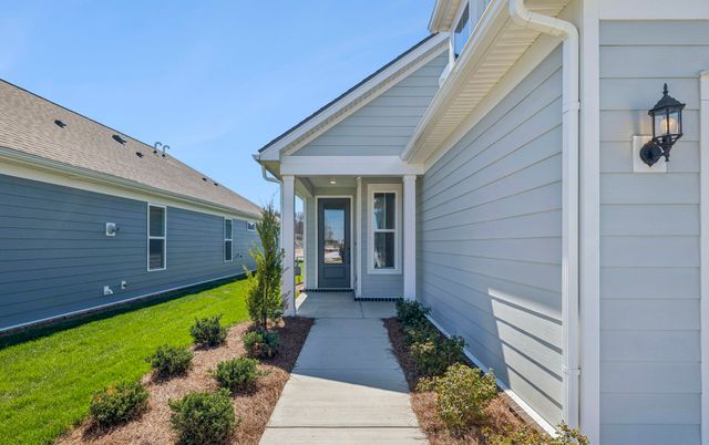 519 Scarlet Oak Road, Lebanon, TN 37090