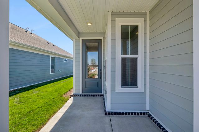 519 Scarlet Oak Road, Lebanon, TN 37090