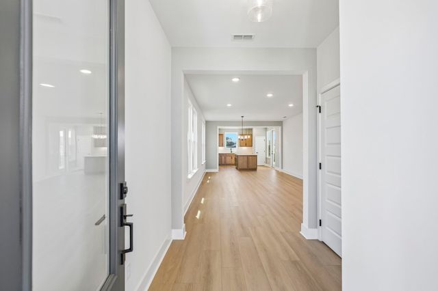 519 Scarlet Oak Road, Lebanon, TN 37090