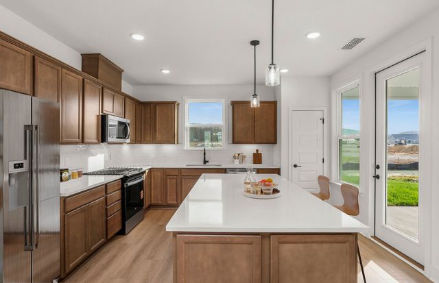 519 Scarlet Oak Road, Lebanon, TN 37090