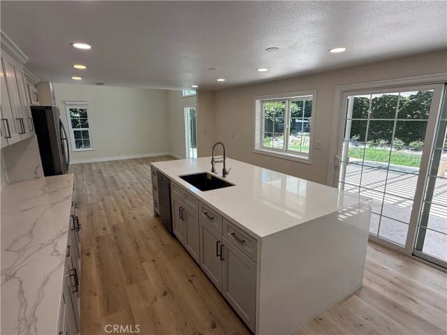 1 Descanso, Irvine, CA 92620