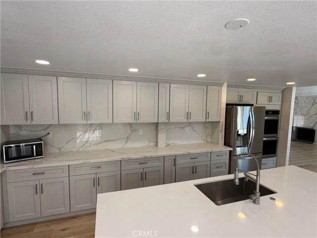 1 Descanso, Irvine, CA 92620