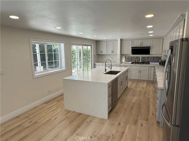 1 Descanso, Irvine, CA 92620