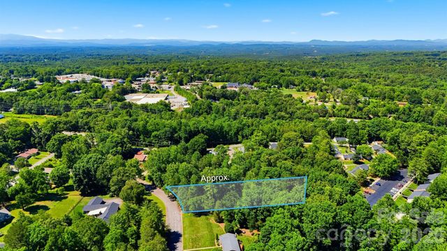 706 GARROU Avenue SE, Valdese, NC 28690