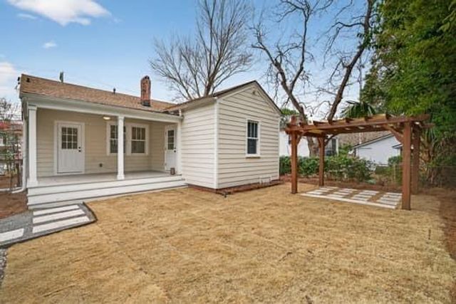 136 Maple Street, Charleston, SC 29403