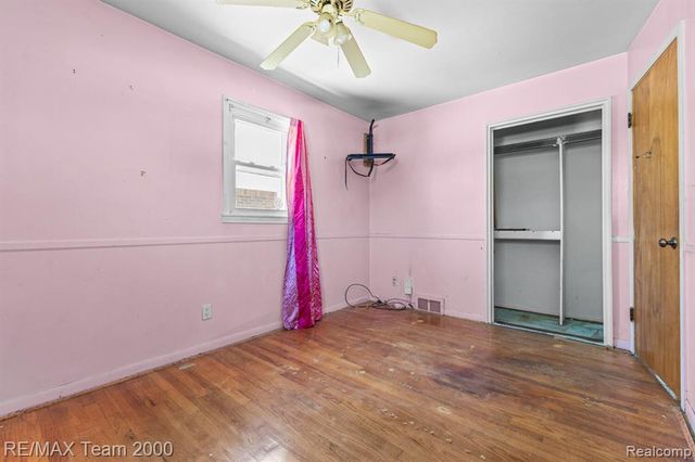 25394 Normandy Street, Roseville, MI 48066